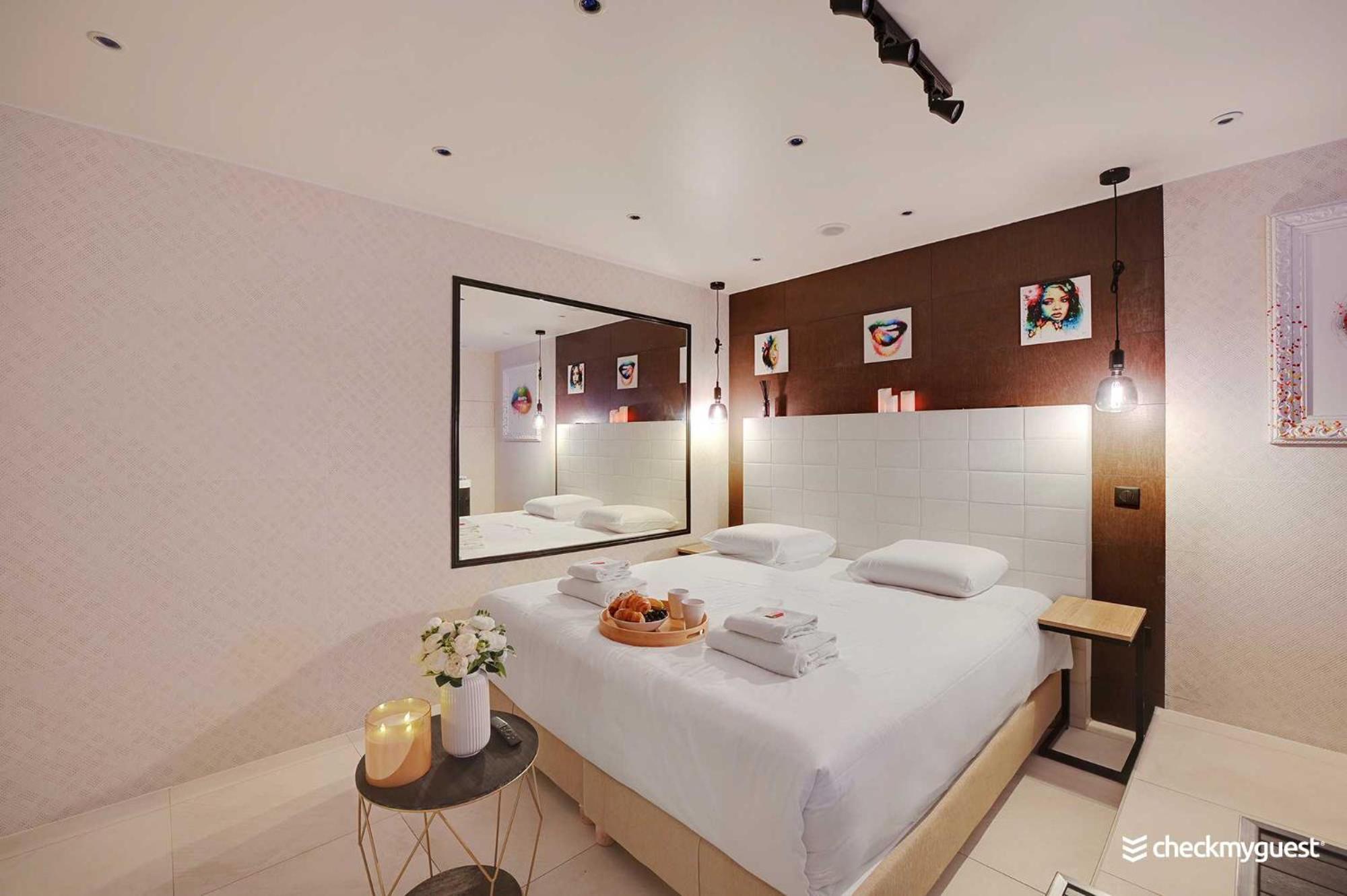 Intimate Apartment With Air Conditioner & Jacuzzi 2Br 6P Montmartre Paris Exterior foto