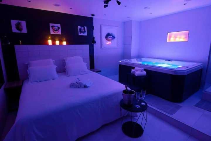 Intimate Apartment With Air Conditioner & Jacuzzi 2Br 6P Montmartre Paris Exterior foto